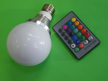 Светодиодная лампа RGB-3 белая, цоколь Е27, 3 Вт