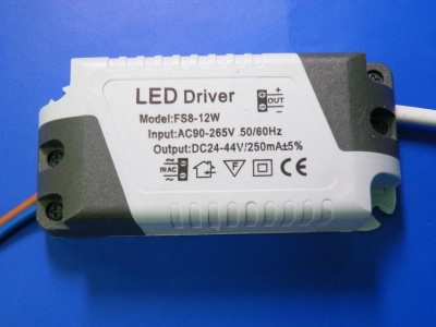 Драйвер для светодиодов 8-12W IP20